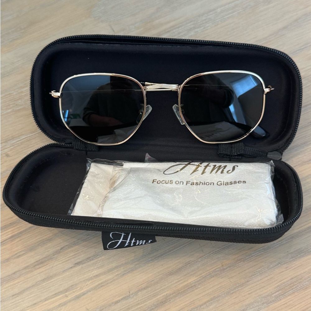 HTMS Sunglasses with Gold Accent with Case NWT